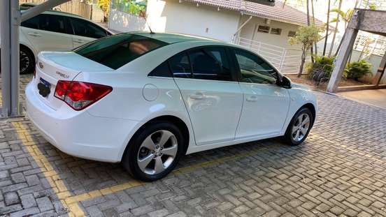 CHEVROLET-CRUZE-2014