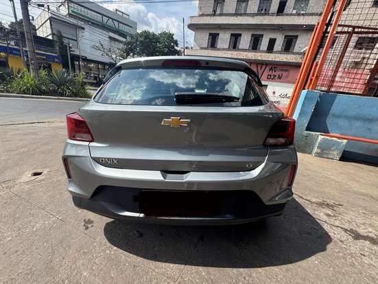 CHEVROLET-ONIX-2023