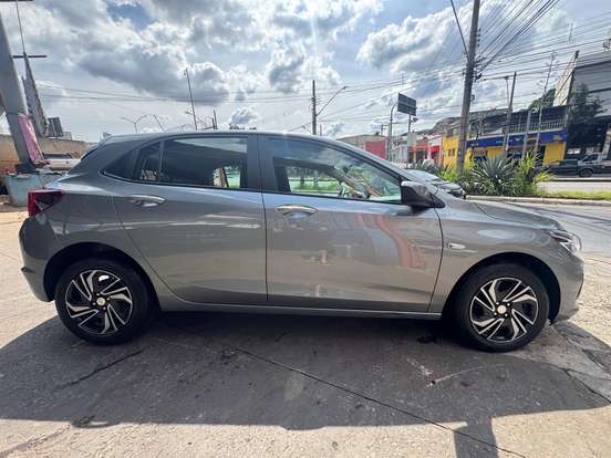 CHEVROLET-ONIX-2023