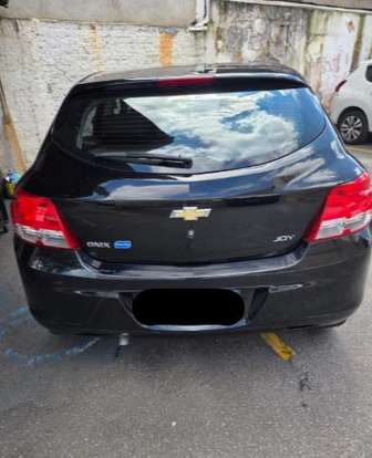 CHEVROLET-ONIX-2018