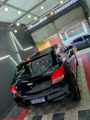CHEVROLET-ONIX-2017