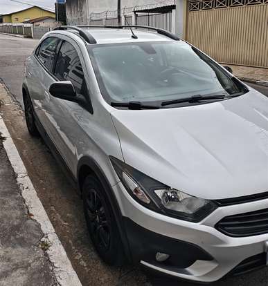 CHEVROLET-ONIX-2019