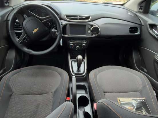 CHEVROLET-ONIX-1.4 MPFI LT 8V FLEX 4P AUTOMÁTICO CHEVROLET-ONIX-2014
