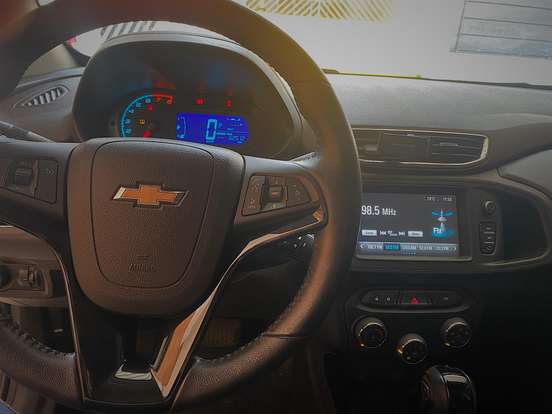 CHEVROLET-ONIX-2017