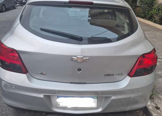 CHEVROLET-ONIX-2014