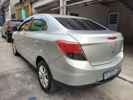 CHEVROLET-PRISMA-2015