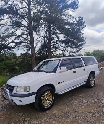 CHEVROLET S10 4.3 SFI EXECUTIVE 4X2 CD V6 12V GASOLINA 4P MANUAL