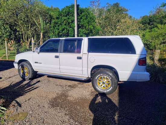 CHEVROLET-S10-2000