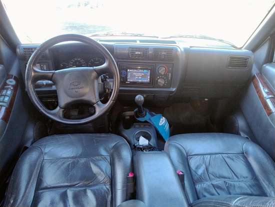 CHEVROLET-S10-2000