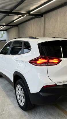 CHEVROLET-TRACKER-2022