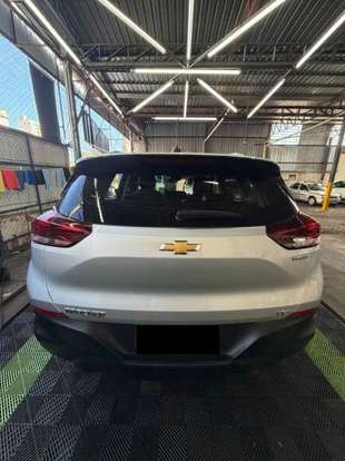 CHEVROLET-TRACKER-2022