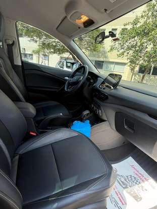CHEVROLET-TRACKER-2023