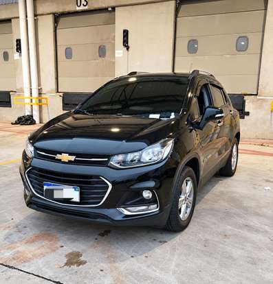 CHEVROLET-TRACKER-2017
