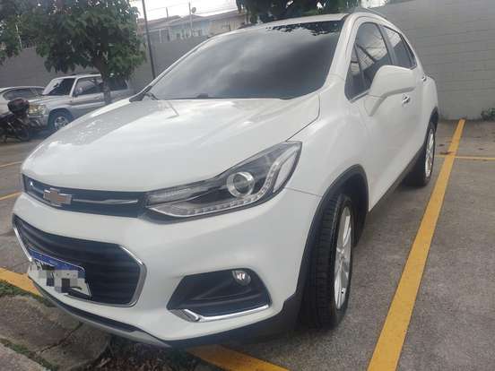 CHEVROLET-TRACKER-2016