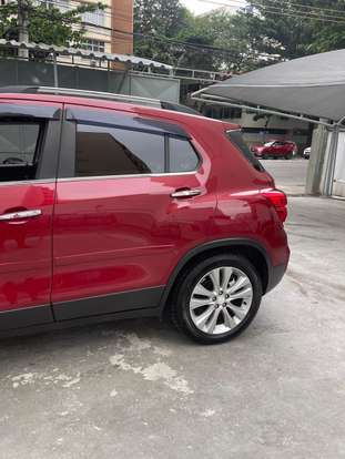 CHEVROLET-TRACKER-2018