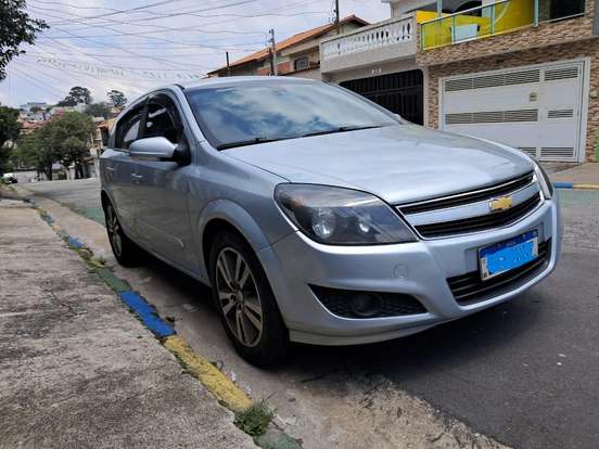 CHEVROLET-VECTRA-2.0 MPFI GT-X HATCH 8V FLEX 4P AUTOMÁTICO CHEVROLET-VECTRA-2011