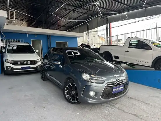 CITROËN-DS3-2012