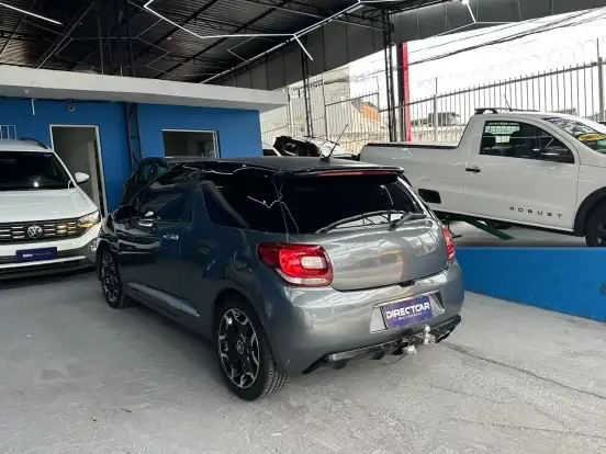 CITROËN-DS3-2012