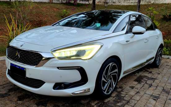 CITROËN-DS5-2015