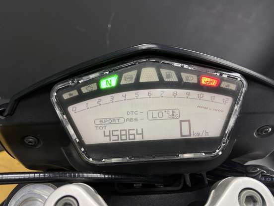 DUCATI-HYPERMOTARD 821-2014