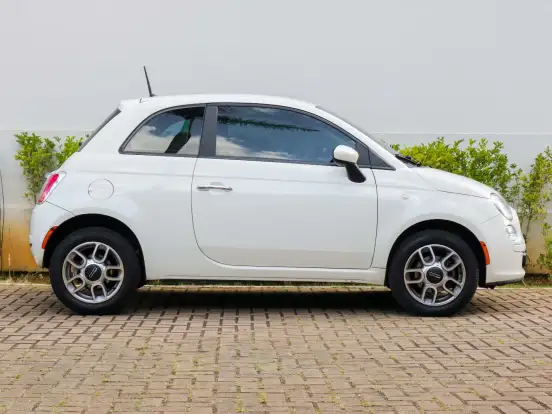FIAT-500-1.4 CULT 8V FLEX 2P MANUAL FIAT-500-2013