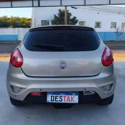FIAT-BRAVO-2013
