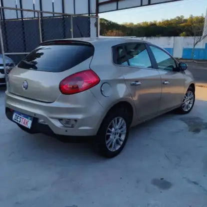 FIAT-BRAVO-2013