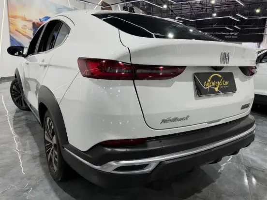 FIAT-FASTBACK-2023