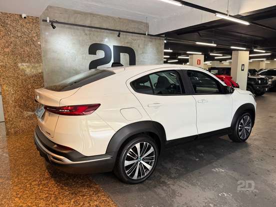 FIAT-FASTBACK-2024