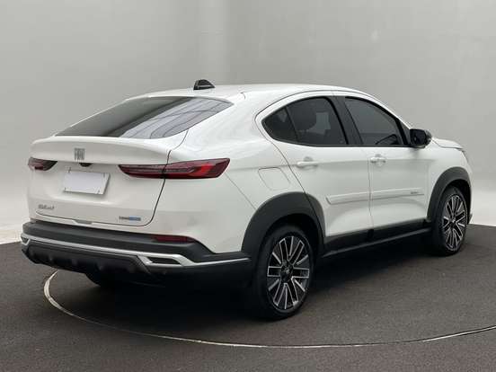 FIAT-FASTBACK-2025