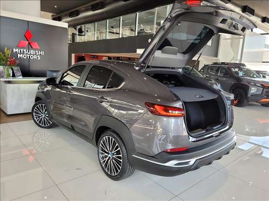 FIAT-FASTBACK-2025