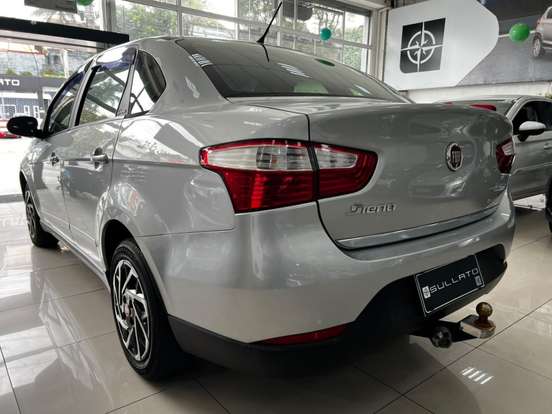 FIAT-GRAND SIENA-1.4 MPI ATTRACTIVE 8V FLEX 4P MANUAL FIAT-GRAND SIENA-2014