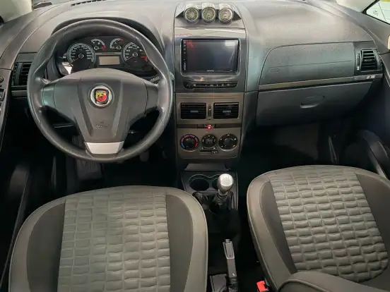 FIAT-IDEA-1.8 MPI ADVENTURE 16V FLEX 4P MANUAL FIAT-IDEA-2012