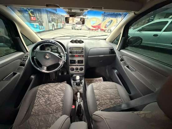 FIAT-IDEA-1.8 MPI ADVENTURE 8V FLEX 4P MANUAL FIAT-IDEA-2008