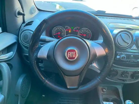 FIAT-PALIO-2012