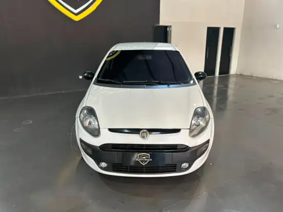FIAT-PUNTO-1.4 ATTRACTIVE 8V FLEX 4P MANUAL FIAT-PUNTO-2015