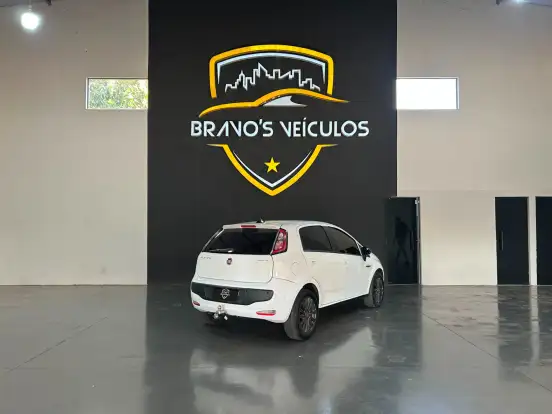 FIAT-PUNTO-1.4 ATTRACTIVE 8V FLEX 4P MANUAL FIAT-PUNTO-2015