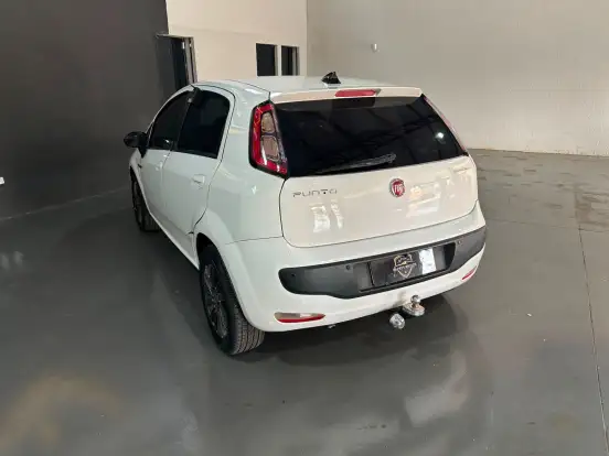 FIAT-PUNTO-1.4 ATTRACTIVE 8V FLEX 4P MANUAL FIAT-PUNTO-2015