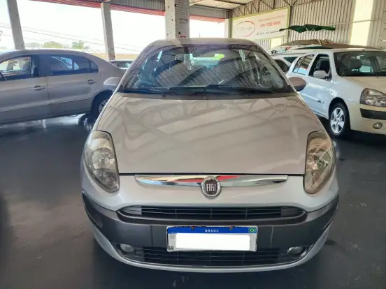 FIAT-PUNTO-1.6 ESSENCE 16V FLEX 4P MANUAL FIAT-PUNTO-2013