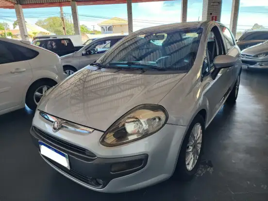 FIAT-PUNTO-1.6 ESSENCE 16V FLEX 4P MANUAL FIAT-PUNTO-2013