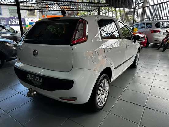 FIAT-PUNTO-2013