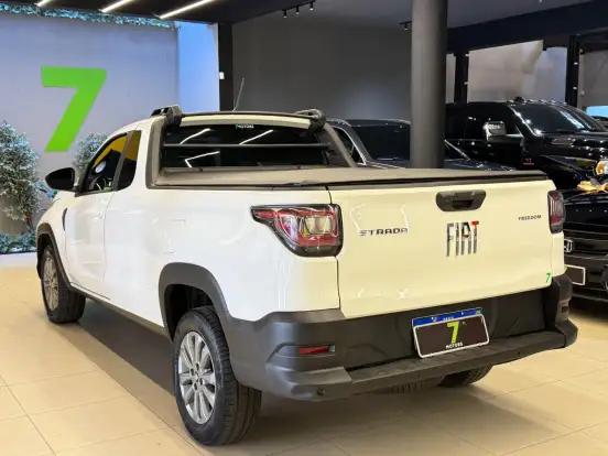 FIAT-STRADA-2024