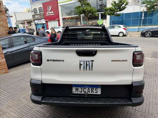 FIAT-STRADA-2022