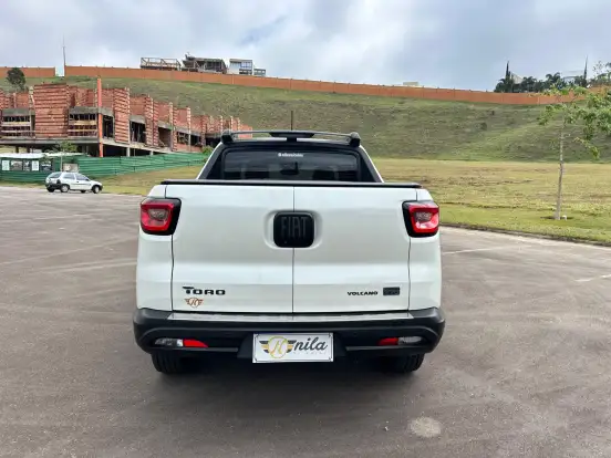 FIAT-TORO-1.3 TURBO 270 FLEX VOLCANO AT6 FIAT-TORO-2024
