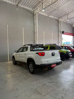 FIAT-TORO-2016