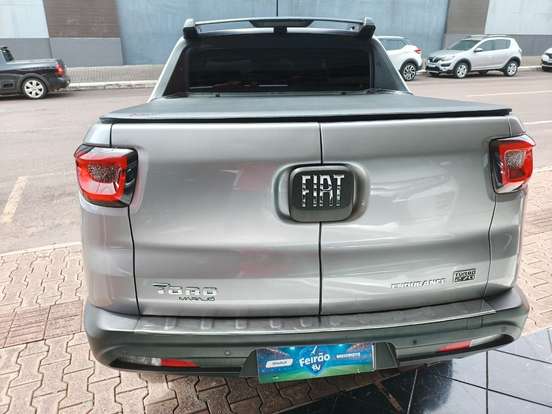 FIAT-TORO-2021