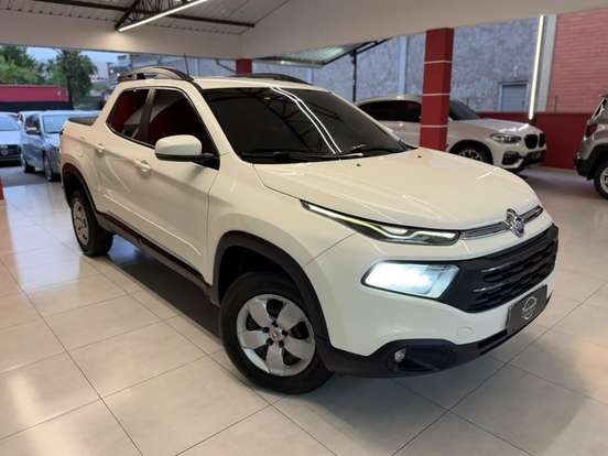 FIAT-TORO-2016