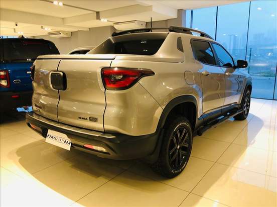 FIAT-TORO-2021
