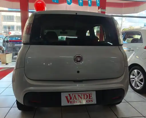 FIAT-UNO-2021