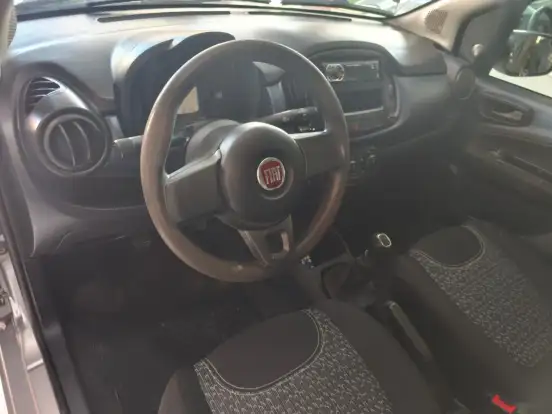 FIAT-UNO-2021
